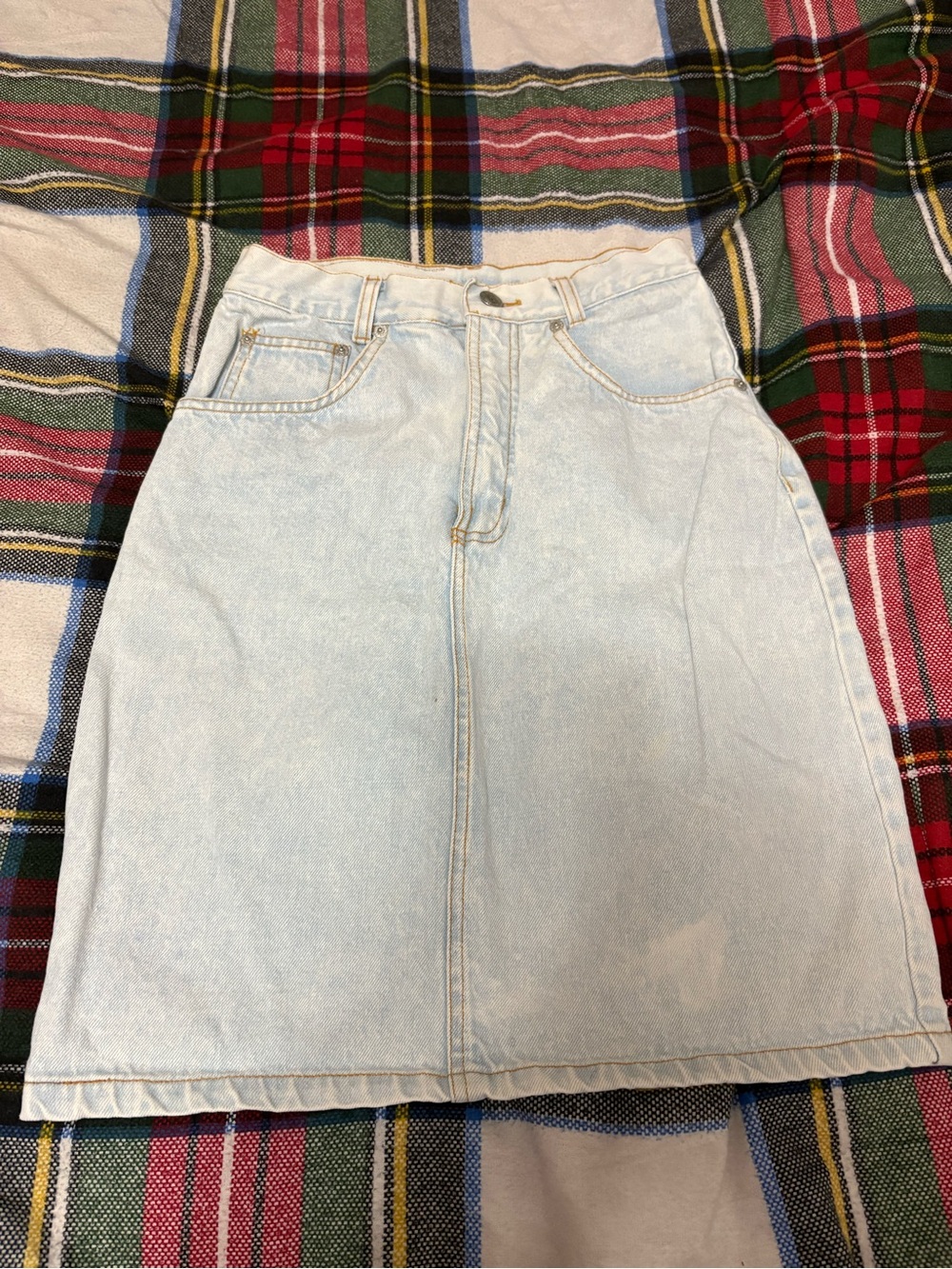 Vintage Women’s 90s GET! denim light wash skirt size 3/4